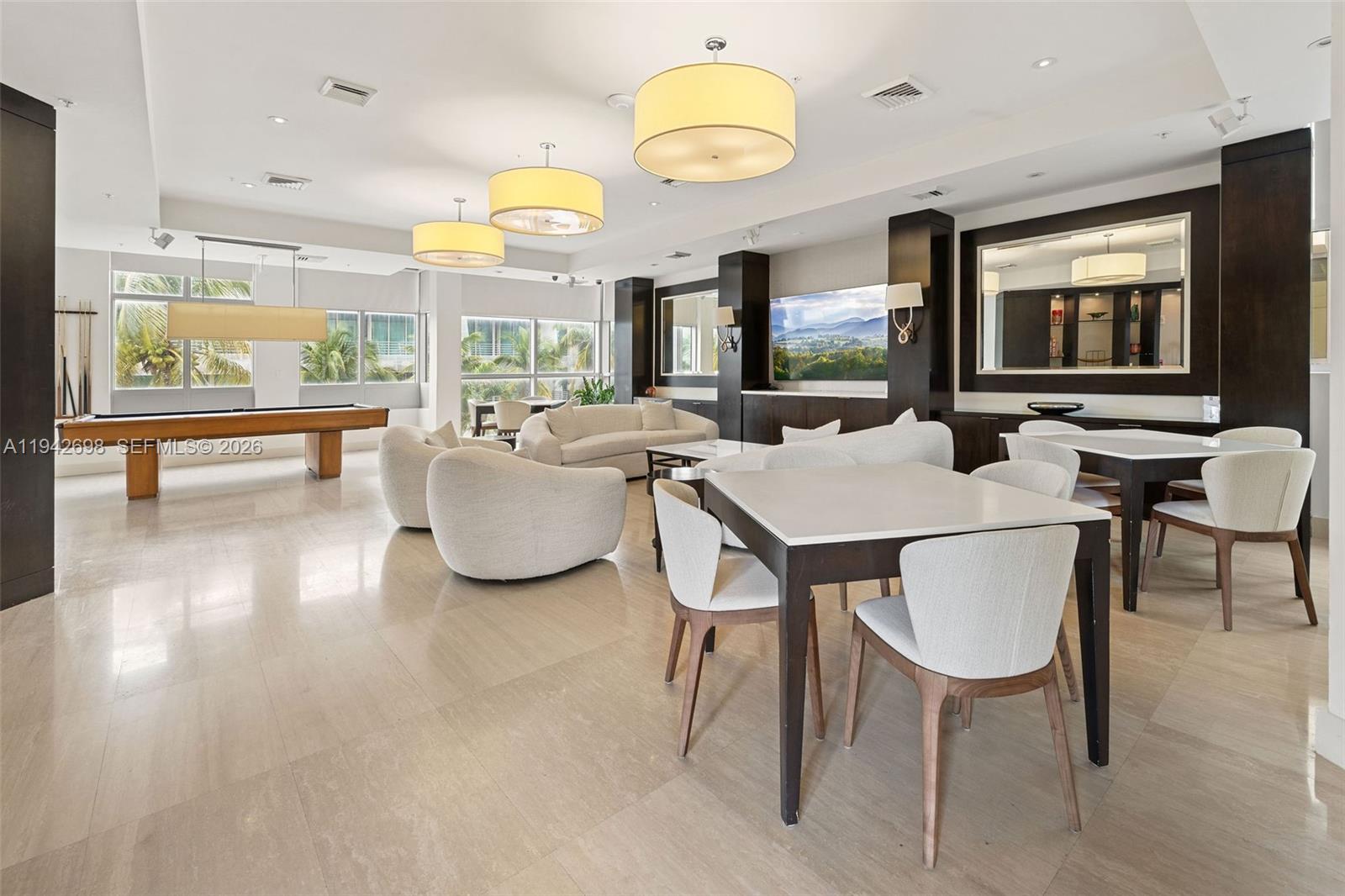 1455 Ocean Dr # 1009