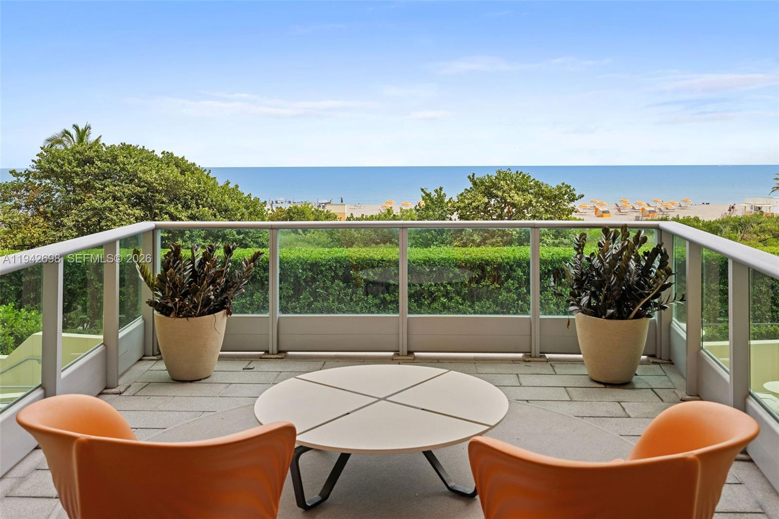 1455 Ocean Dr # 1009