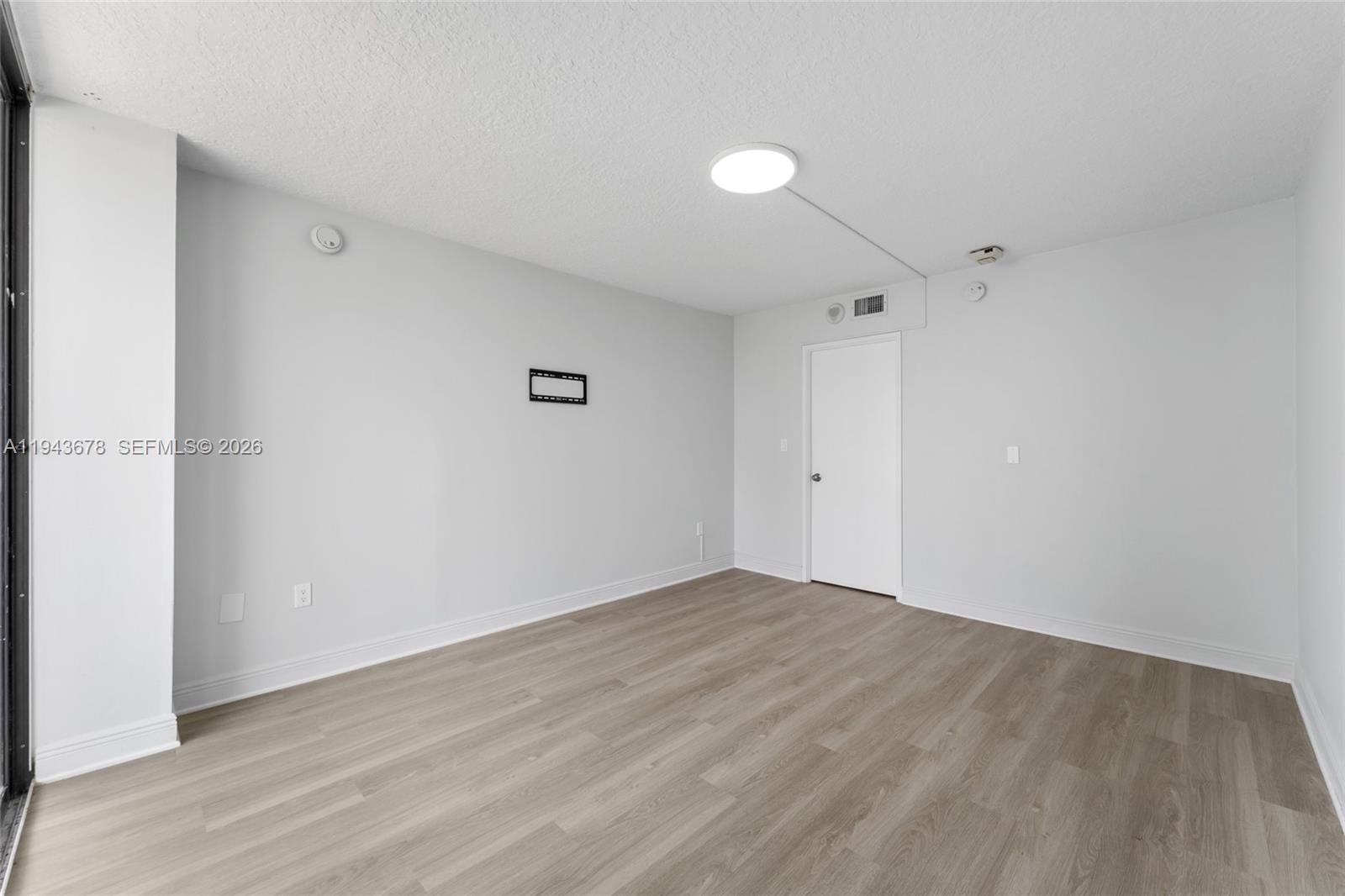 3731 N country Club DR # 921