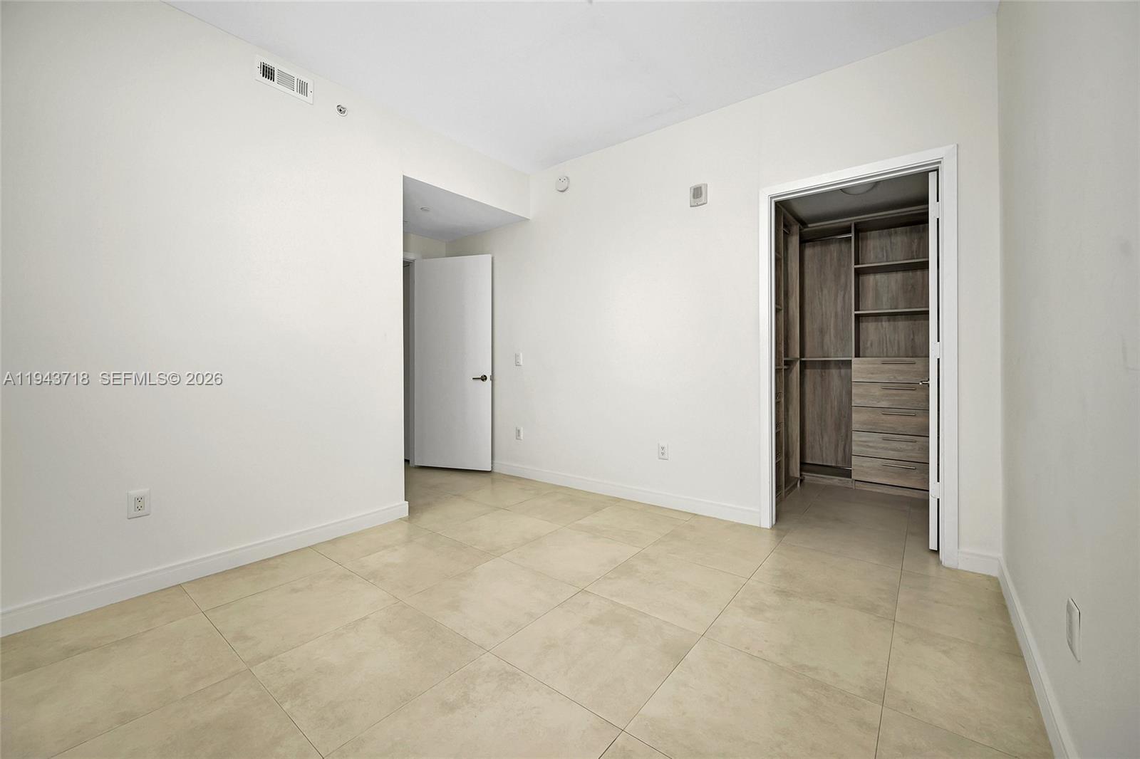 2900 NE 7th Ave # 1604