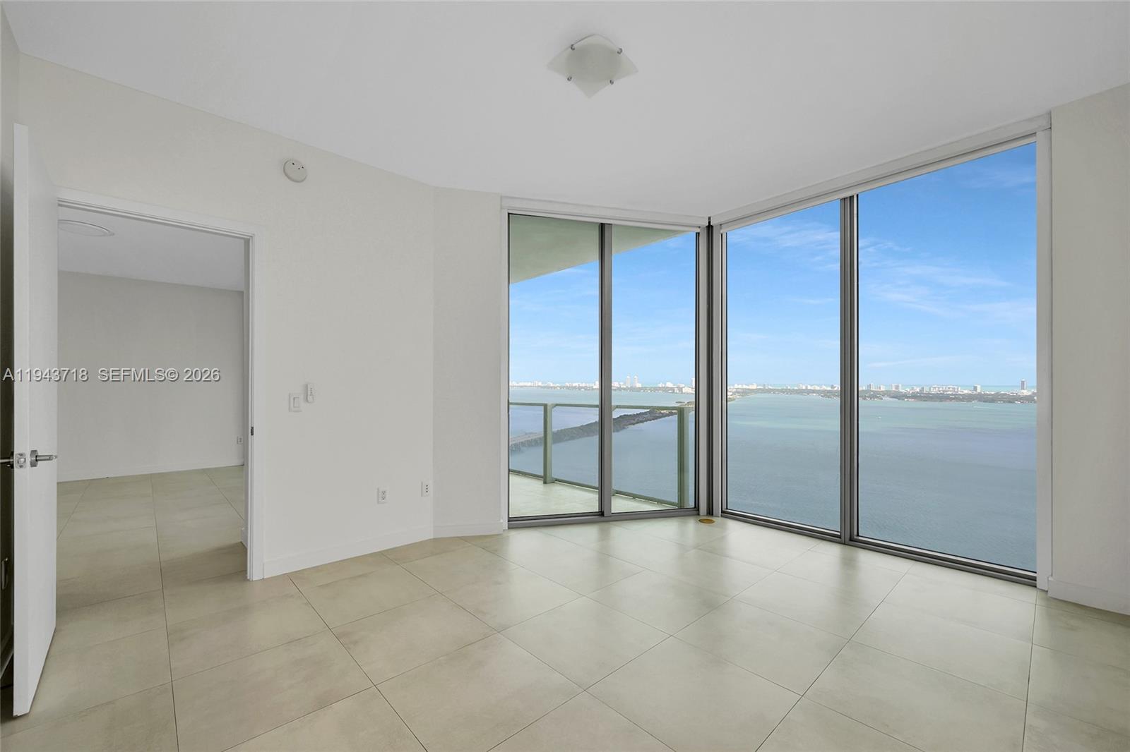 2900 NE 7th Ave # 1604