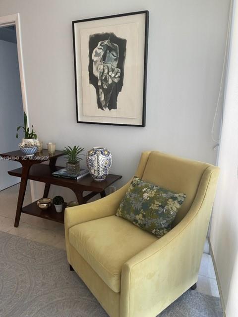 465 BRICKELL AVE # 818