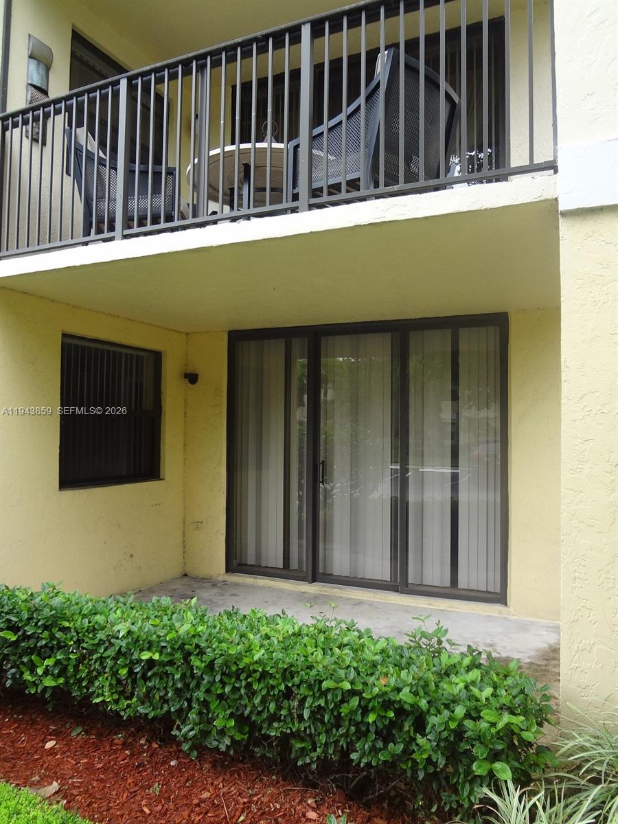 10125 W Sunrise Blvd # 104