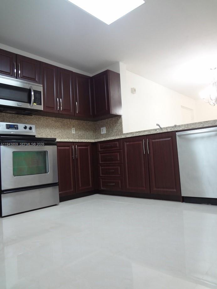 10125 W Sunrise Blvd # 104