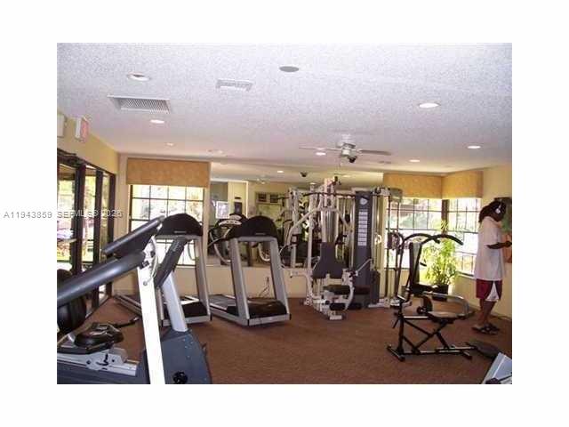 10125 W Sunrise Blvd # 104