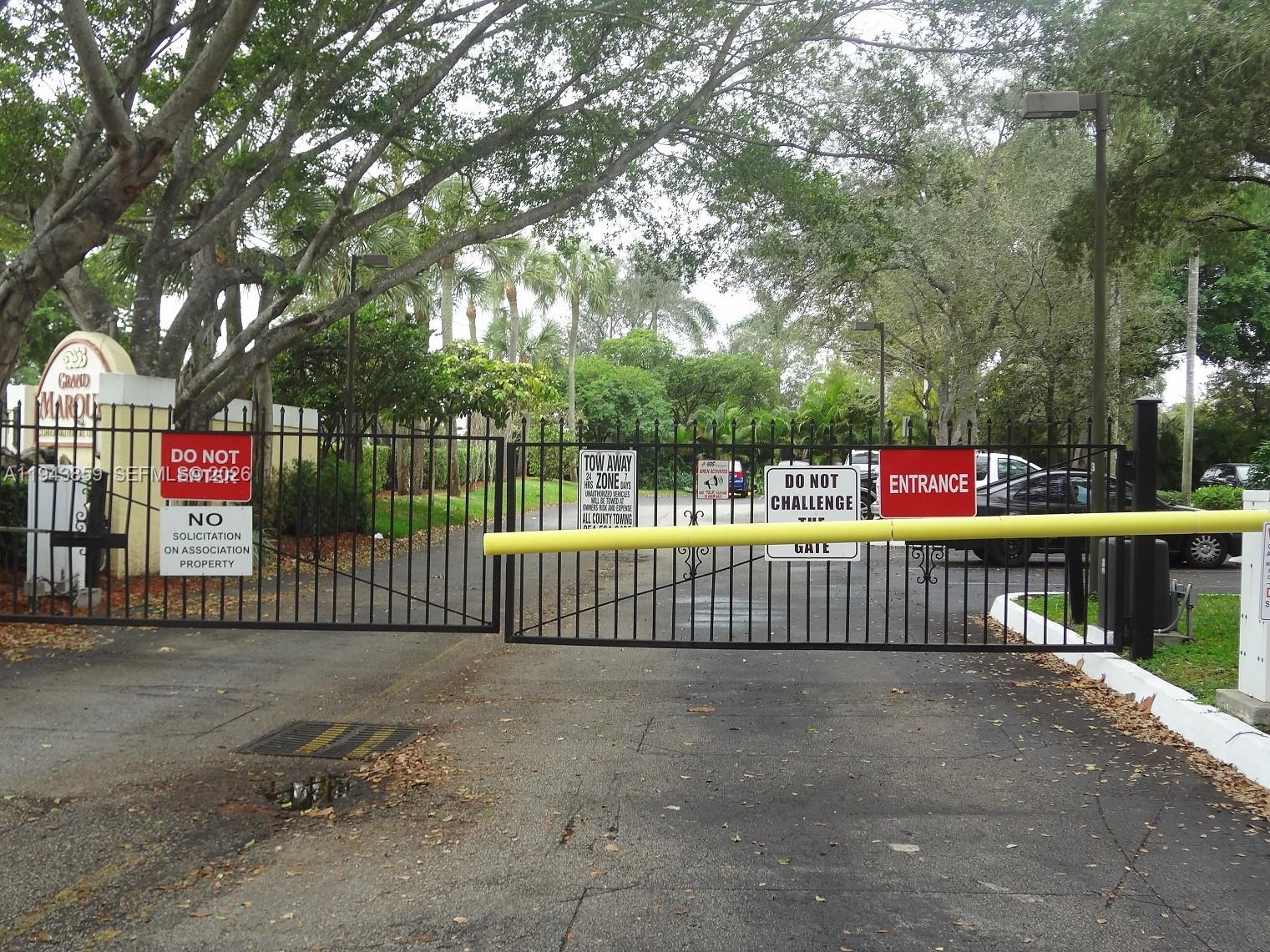 10125 W Sunrise Blvd # 104