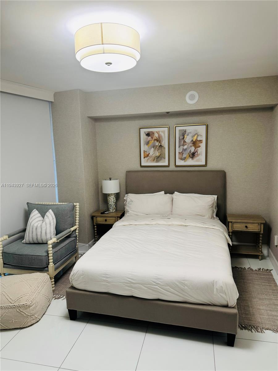 465 Brickell Ave # 618