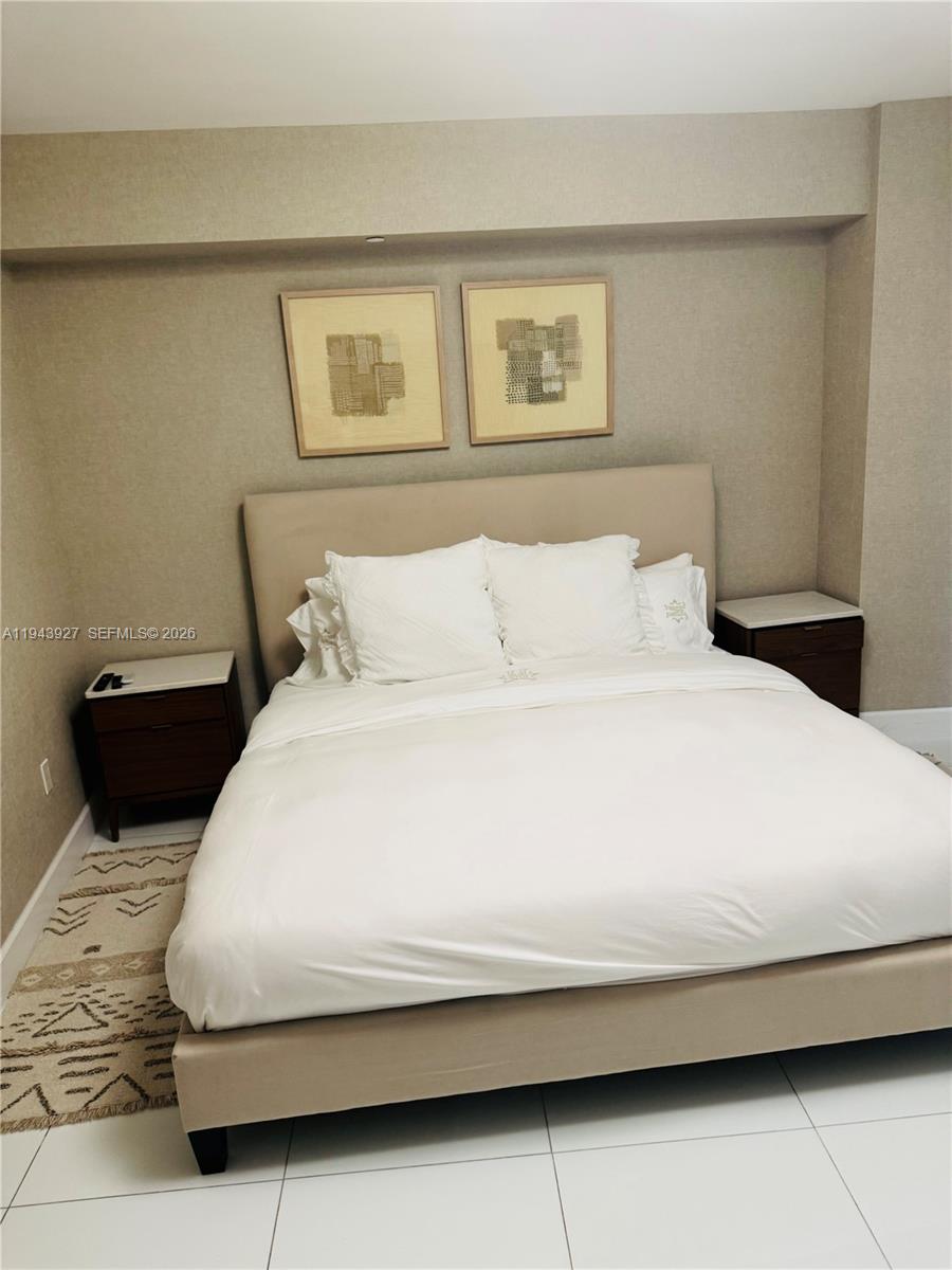 465 Brickell Ave # 618