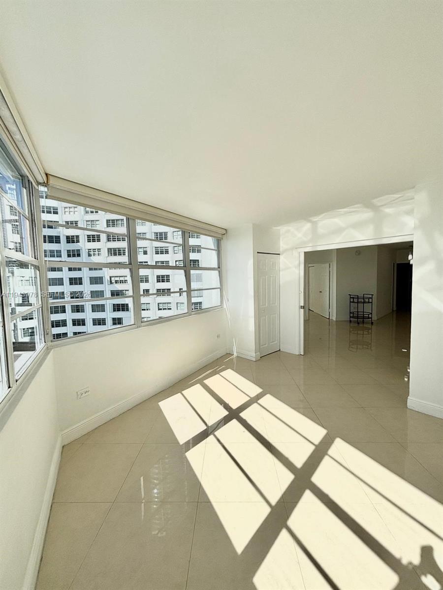 801 Brickell Bay Dr # 1067