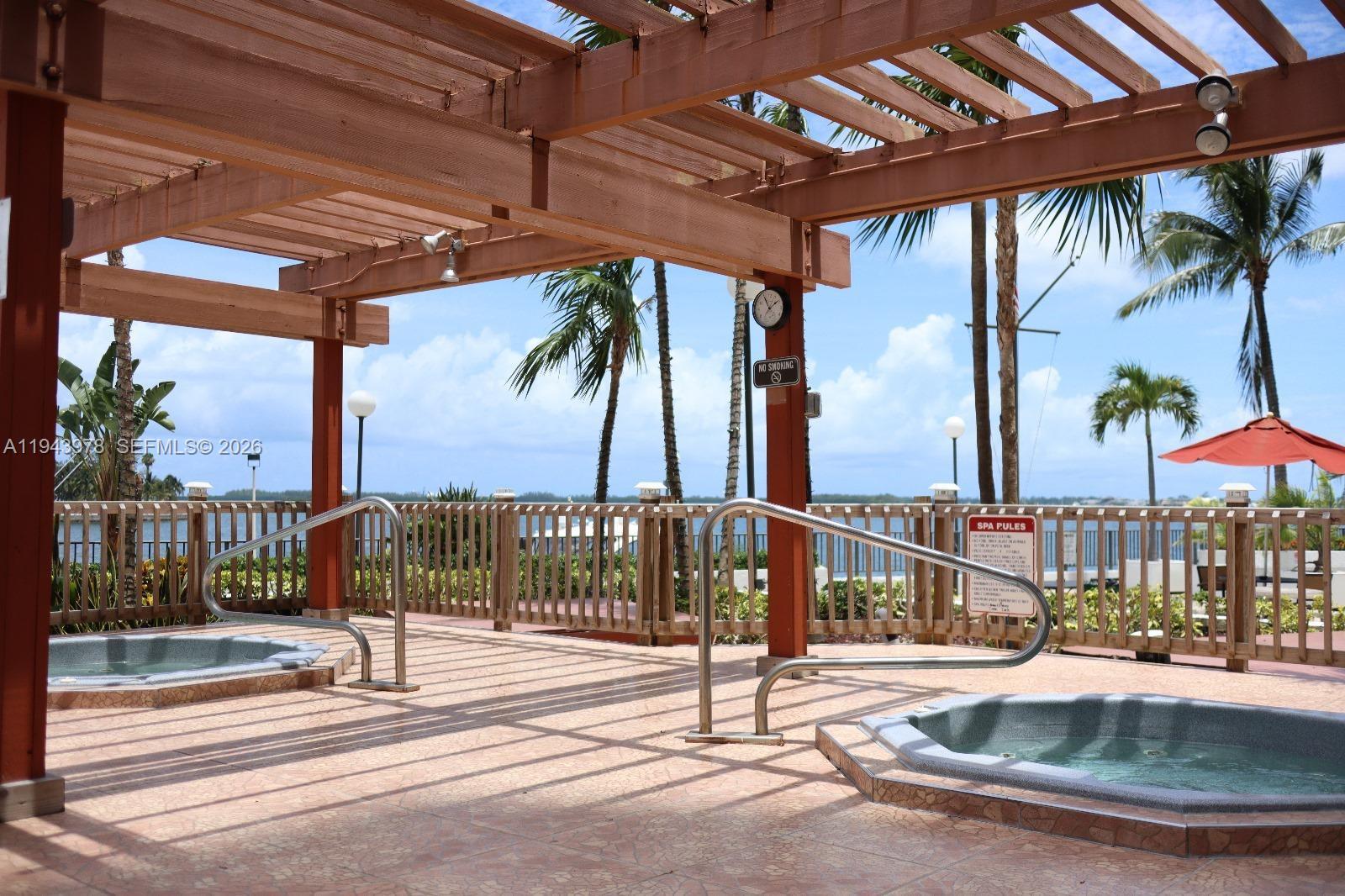 801 Brickell Bay Dr # 1067