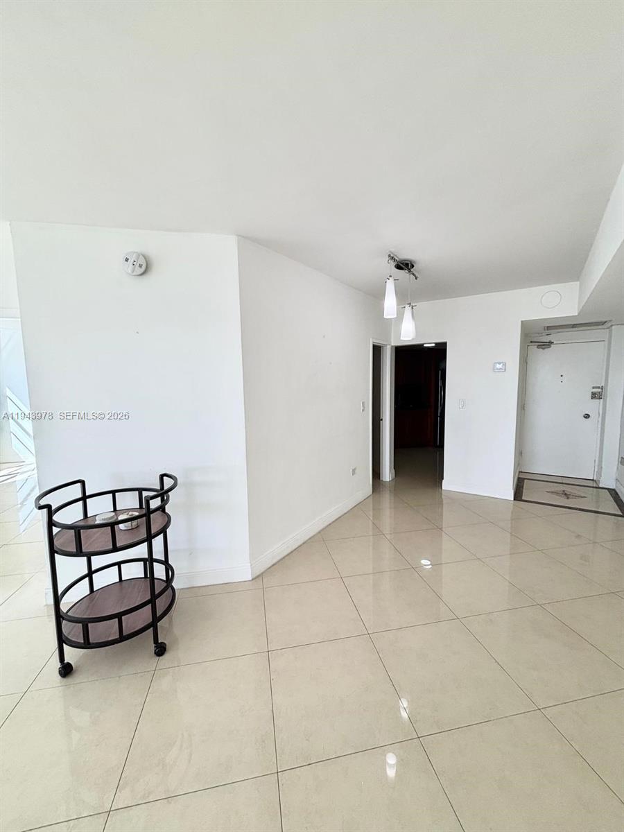 801 Brickell Bay Dr # 1067