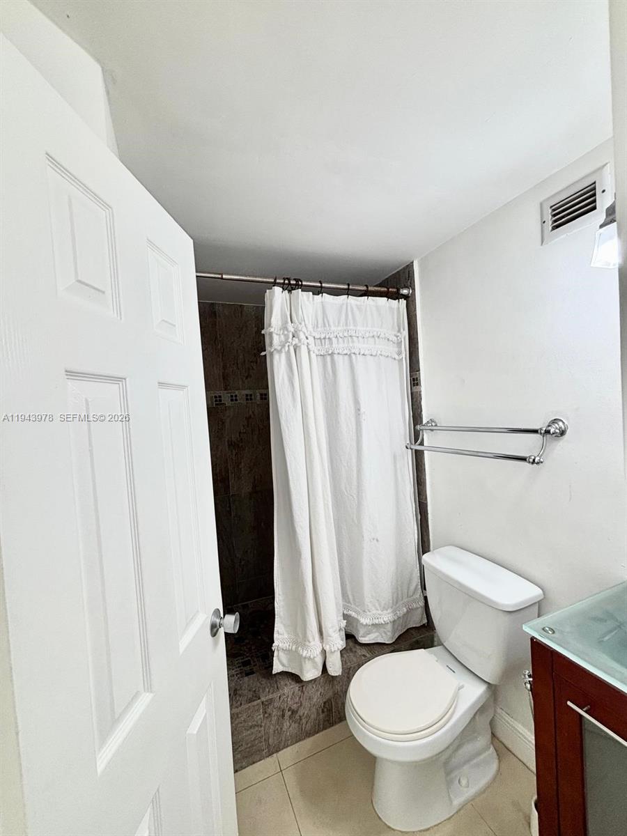 801 Brickell Bay Dr # 1067