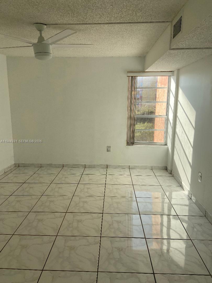 4717 NW 7th St # 10 Unit: 503-10