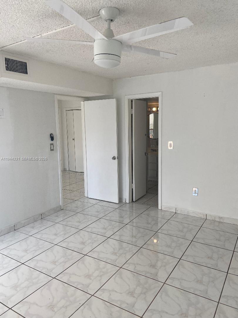 4717 NW 7th St # 10 Unit: 503-10