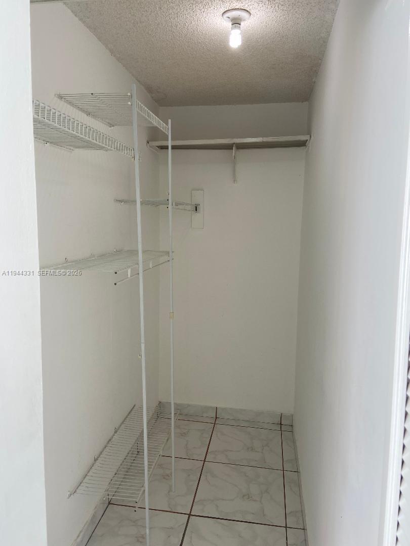 4717 NW 7th St # 10 Unit: 503-10