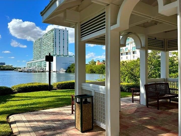 16500 Collins Ave # 1954