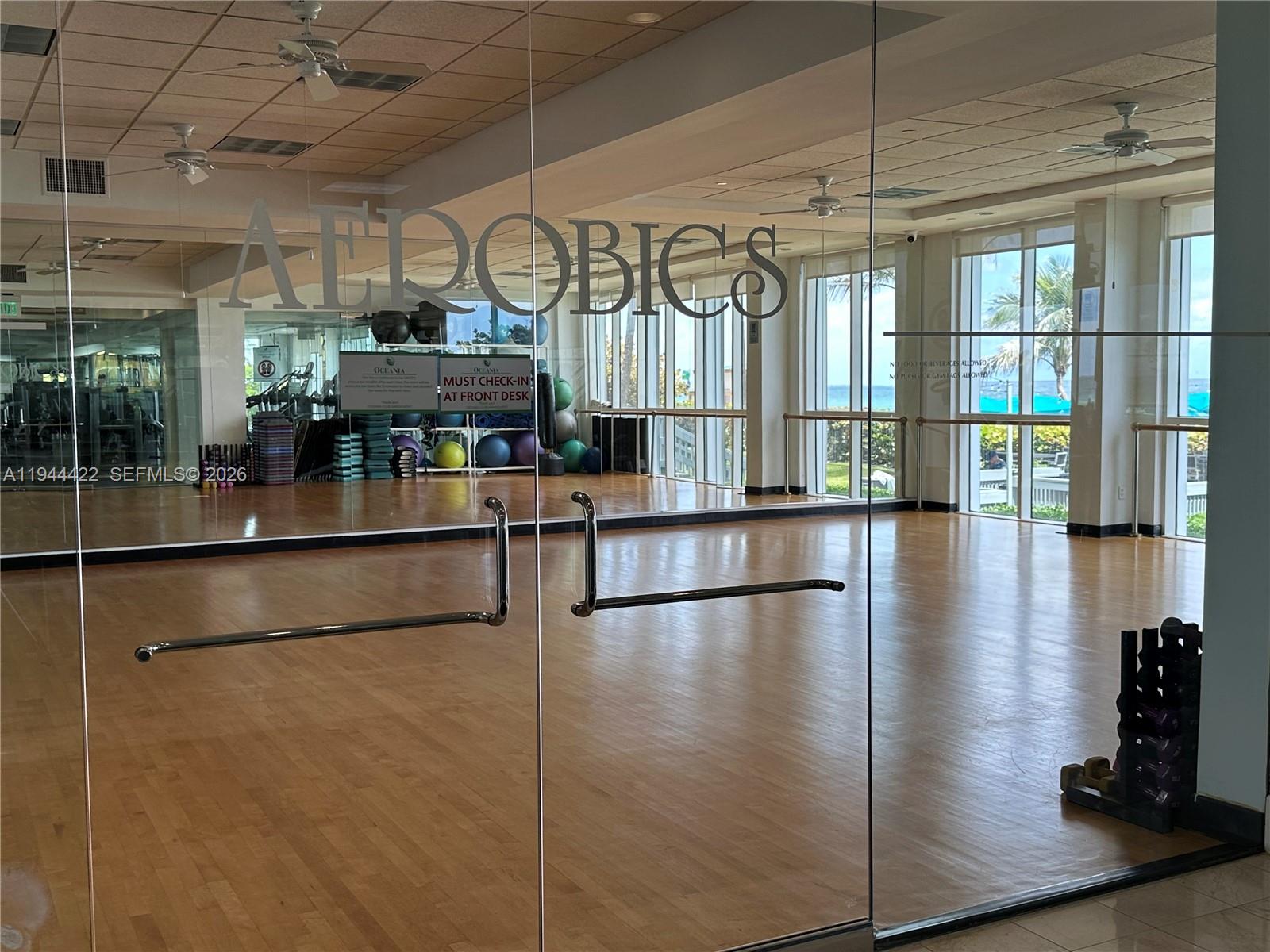 16500 Collins Ave # 1954