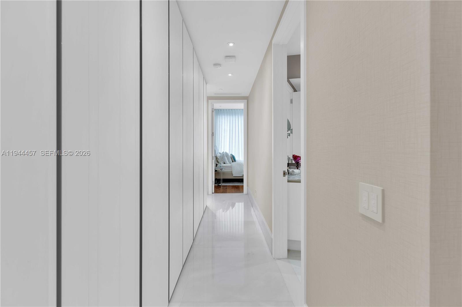 18555 Collins Ave # 4601