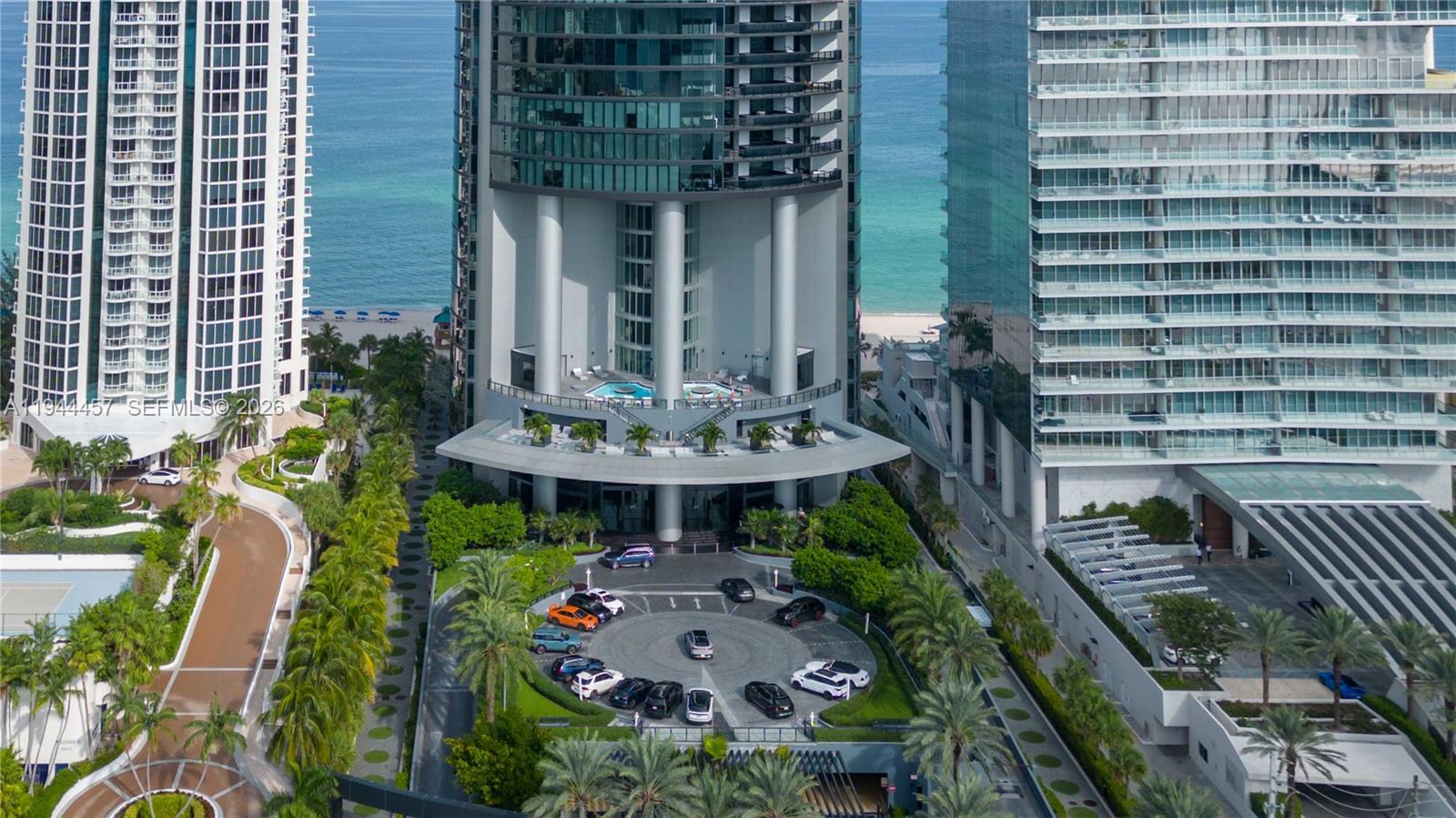 18555 Collins Ave # 4601