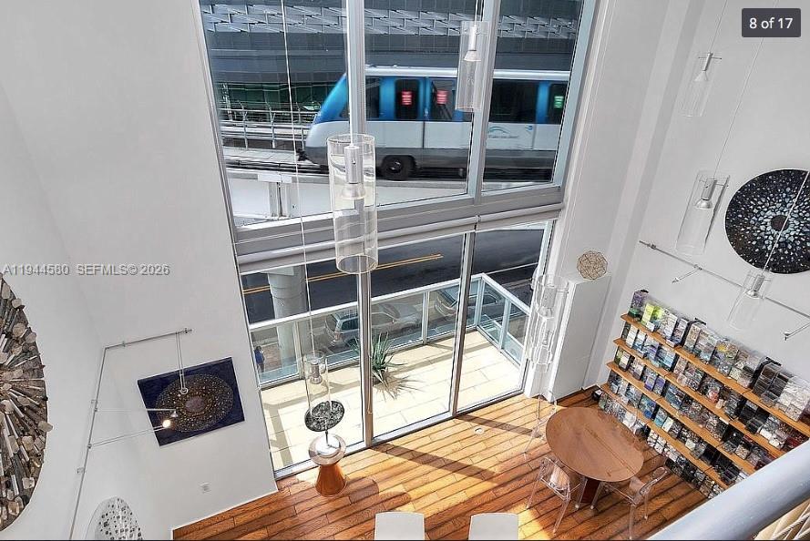 1050 Brickell Ave # 208