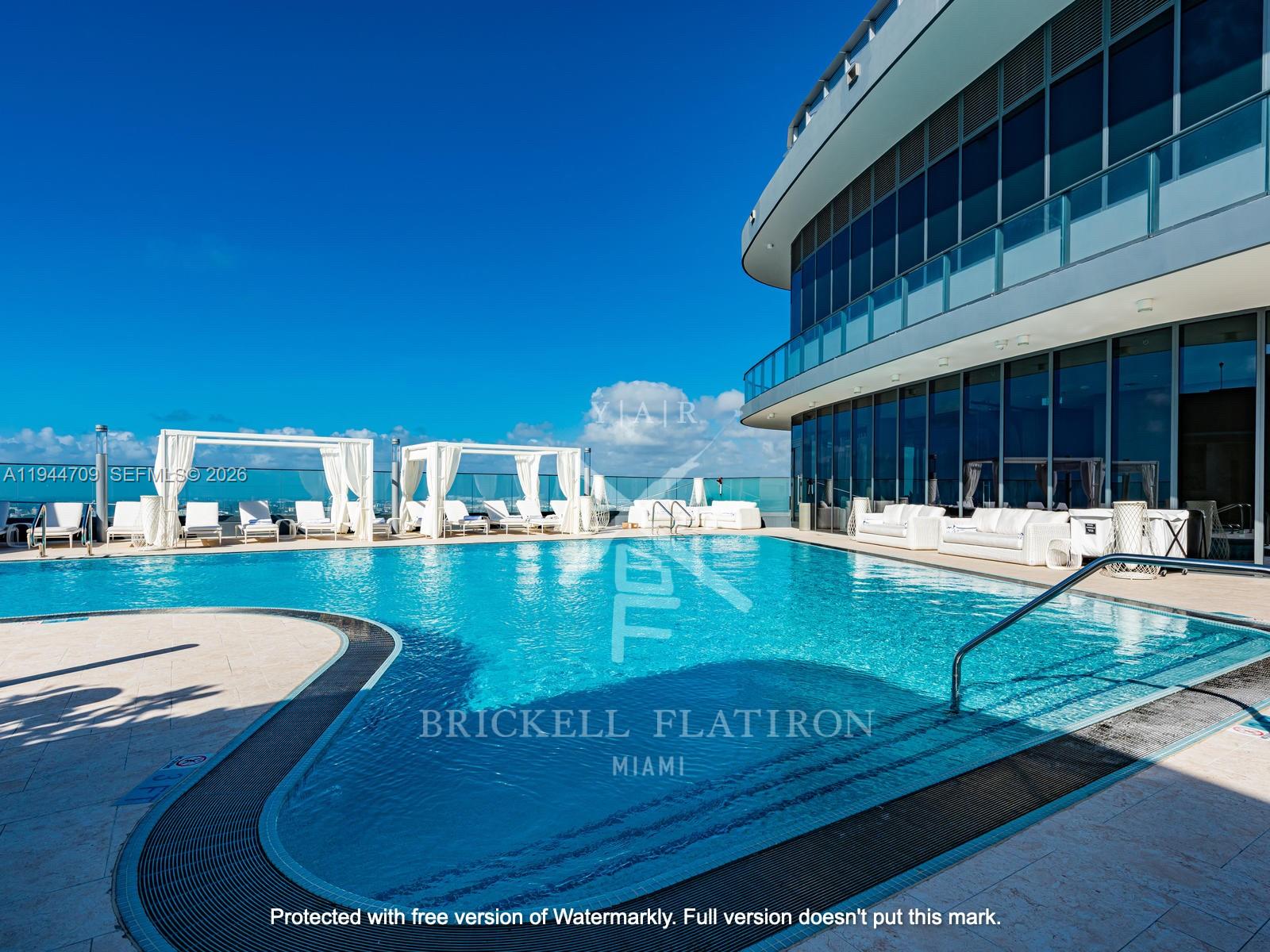1000 BRICKELL PLAZA Unit: PH6105