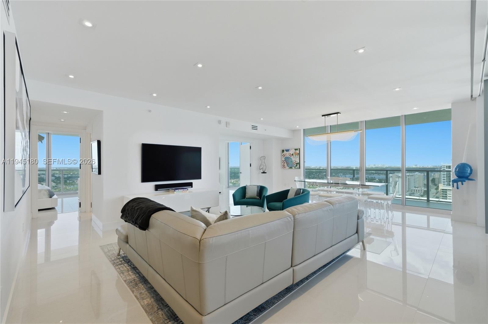 3101 S Ocean Dr # 2601