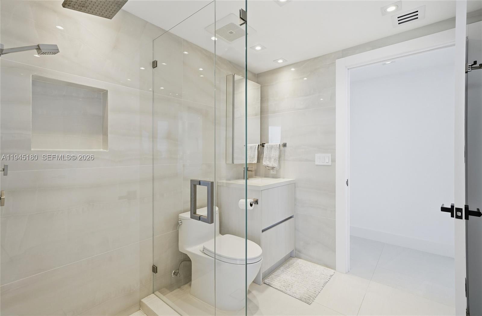 3101 S Ocean Dr # 2601