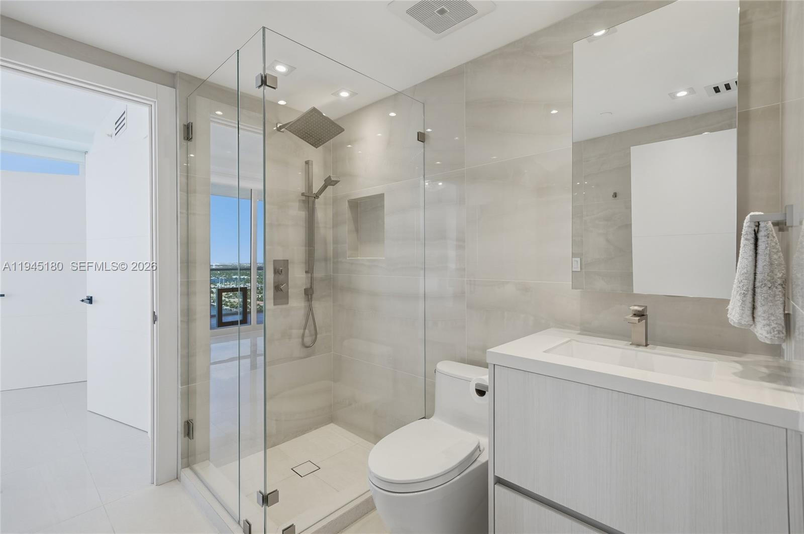 3101 S Ocean Dr # 2601