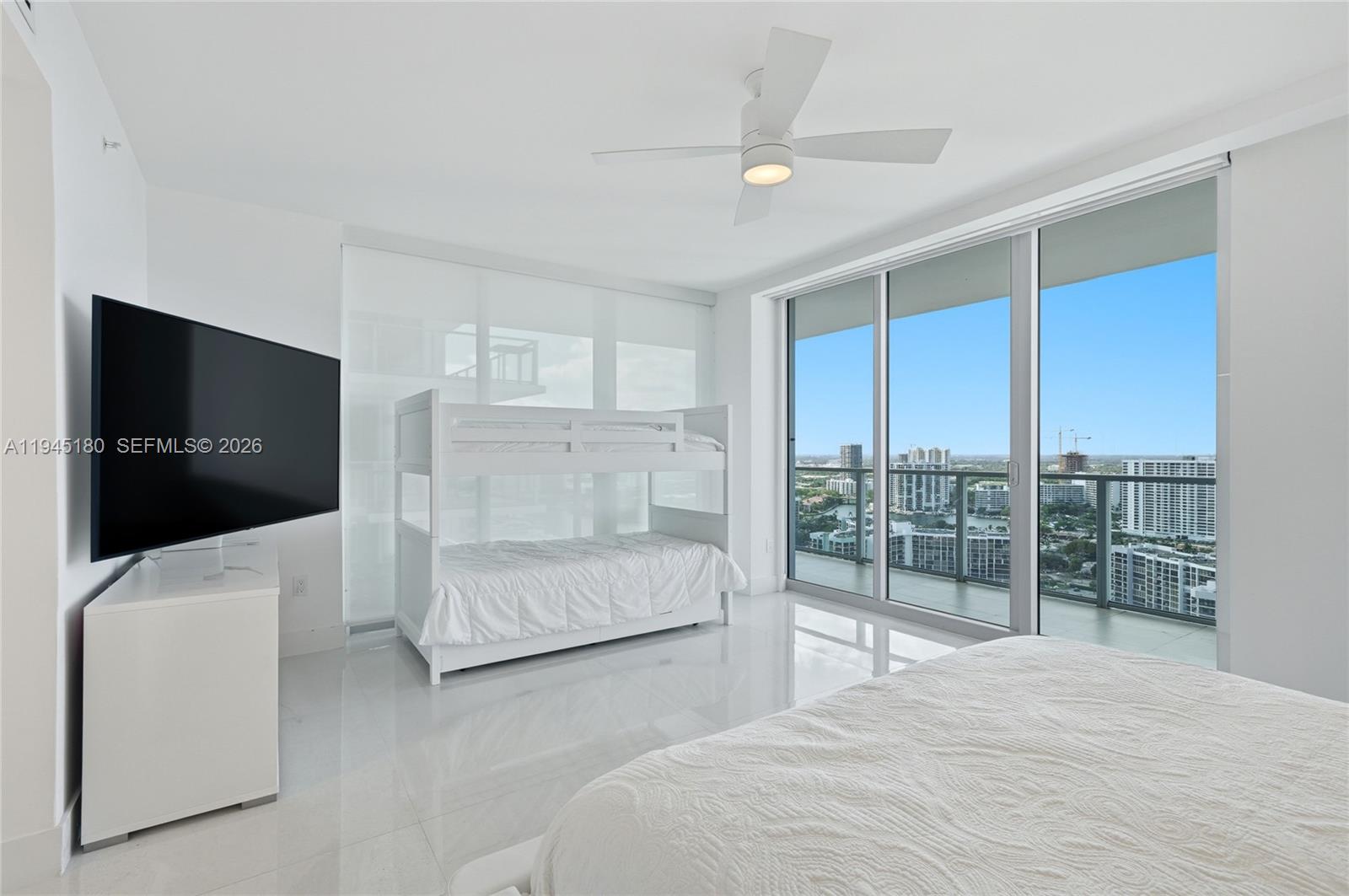 3101 S Ocean Dr # 2601