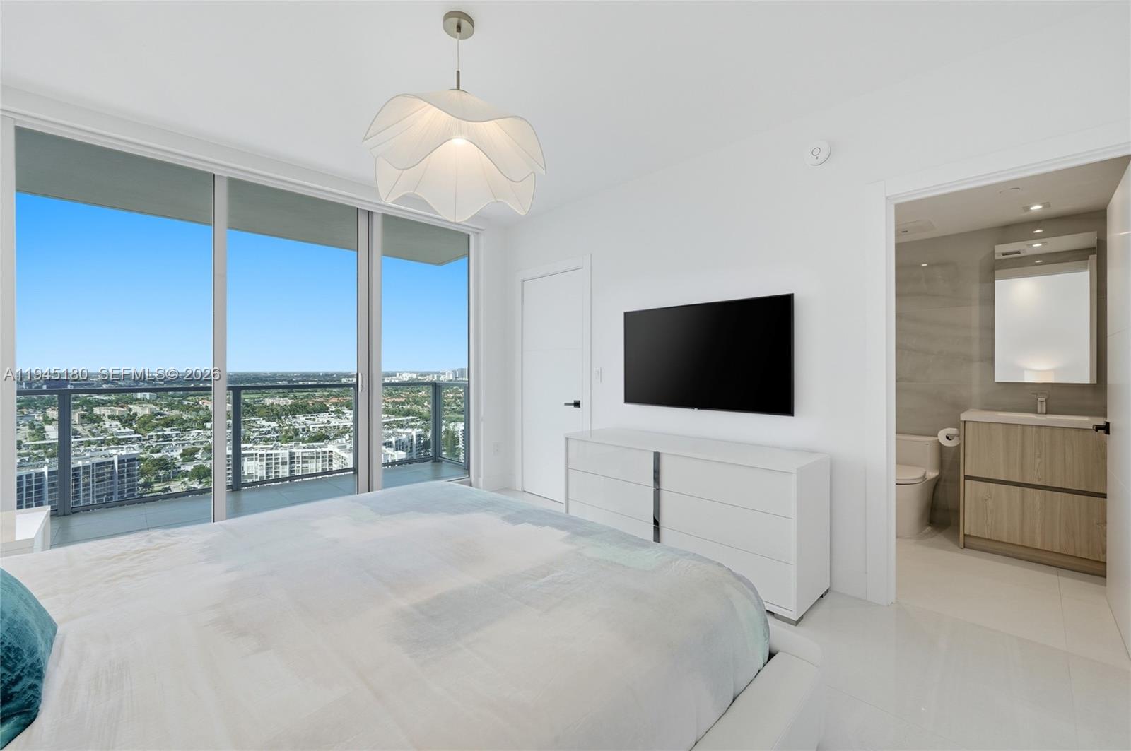3101 S Ocean Dr # 2601