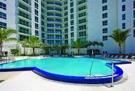 300 S Biscayne Blvd # 1803 Unit: T-1803