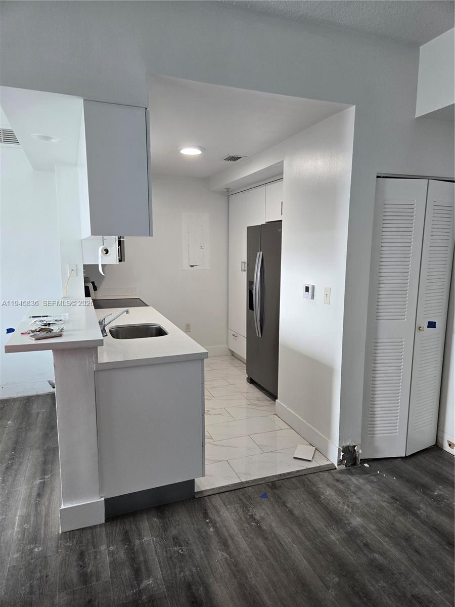 275 NE 18th St # 503