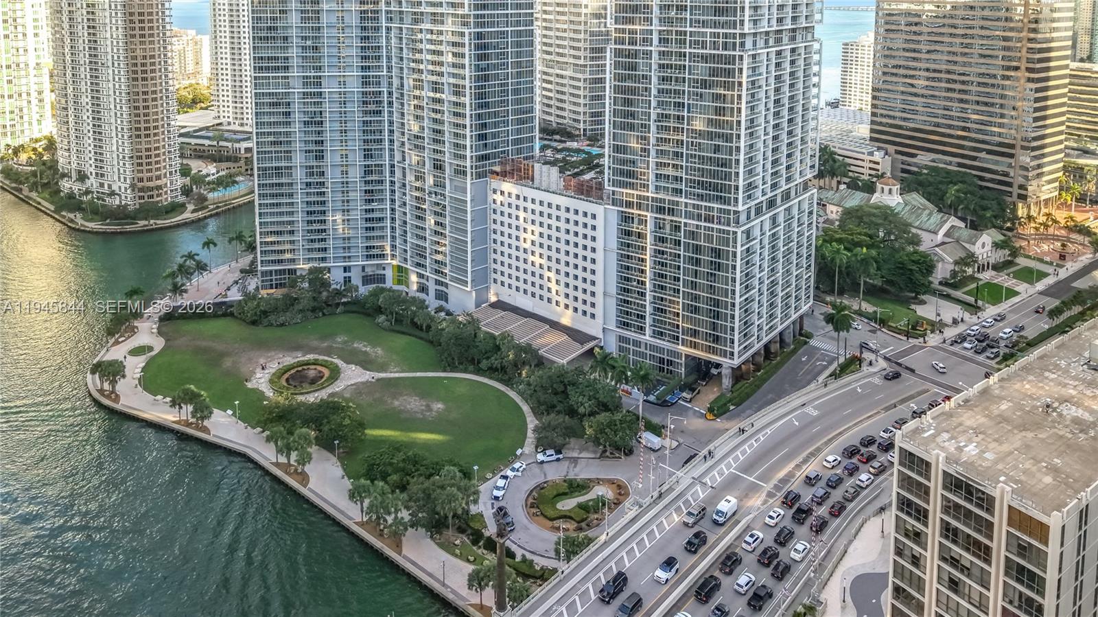 475 Brickell Ave # 4215