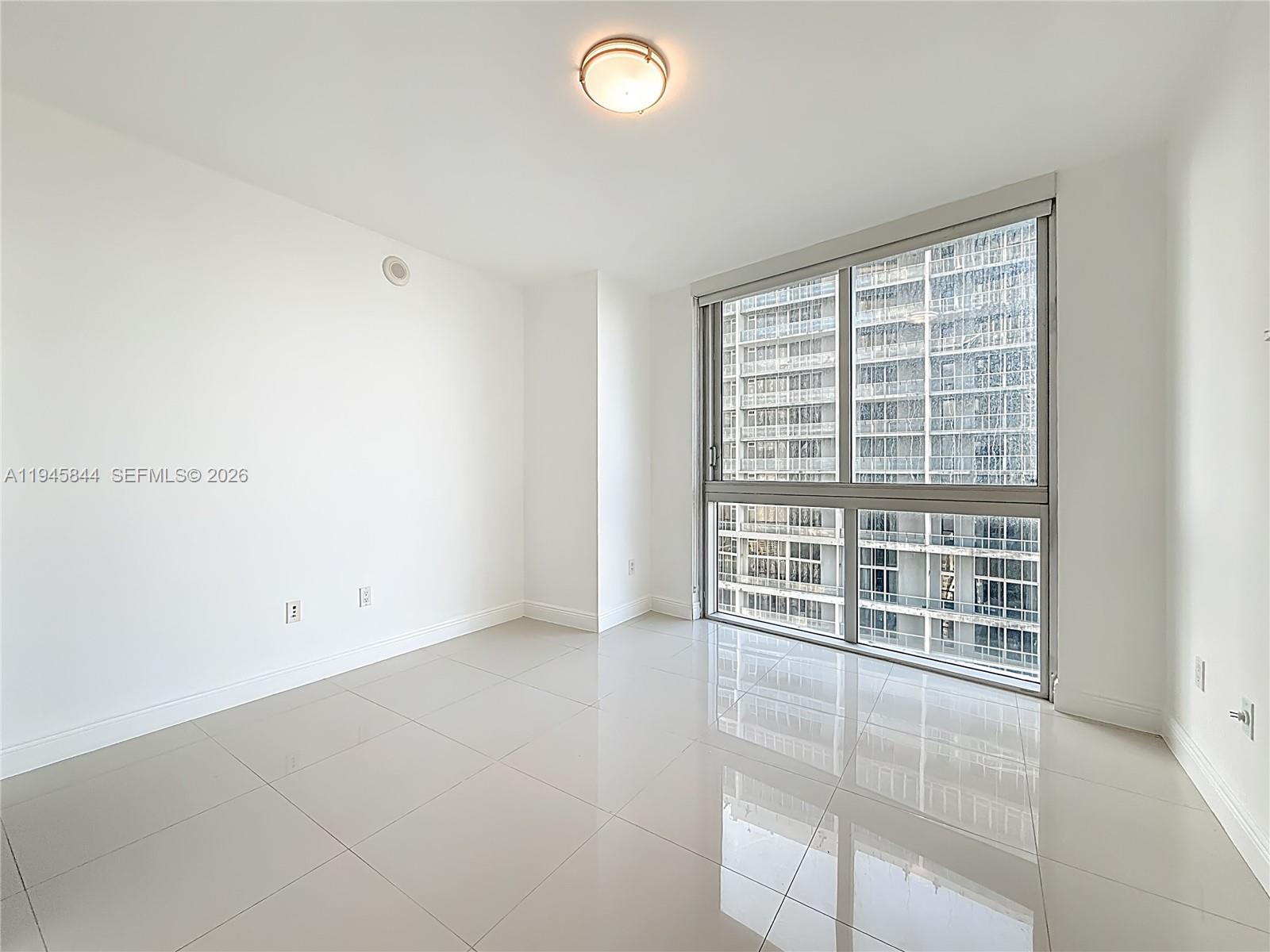 475 Brickell Ave # 4215