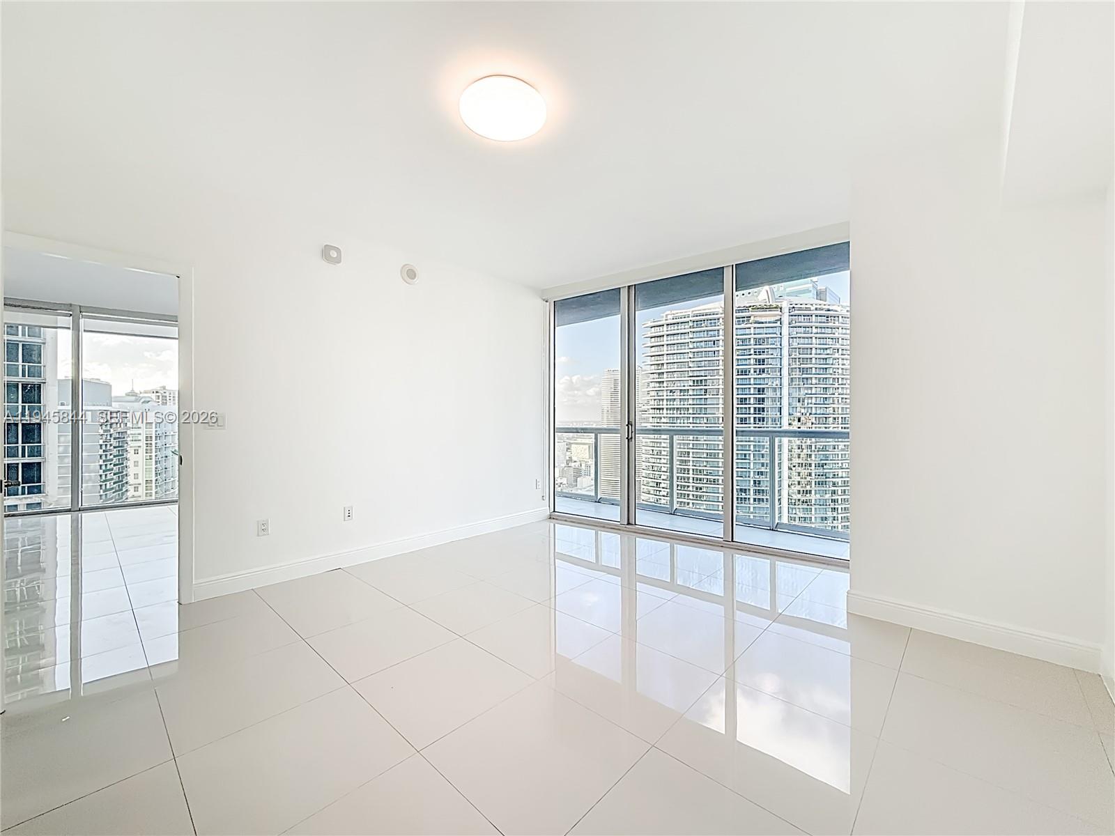 475 Brickell Ave # 4215