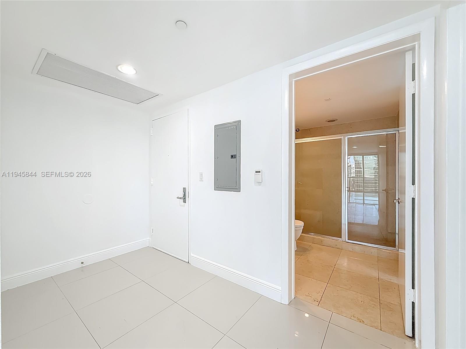 475 Brickell Ave # 4215