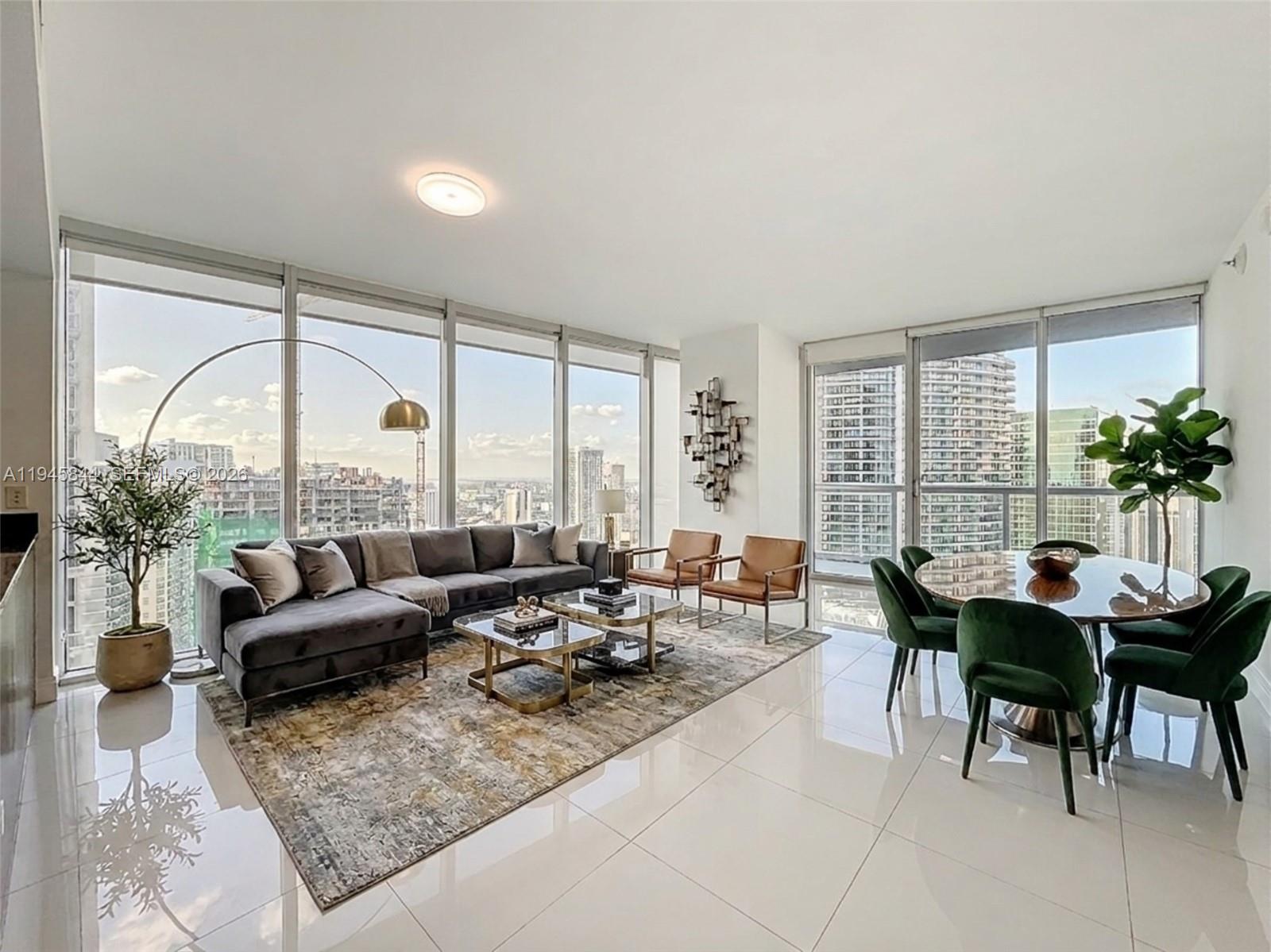 475 Brickell Ave # 4215