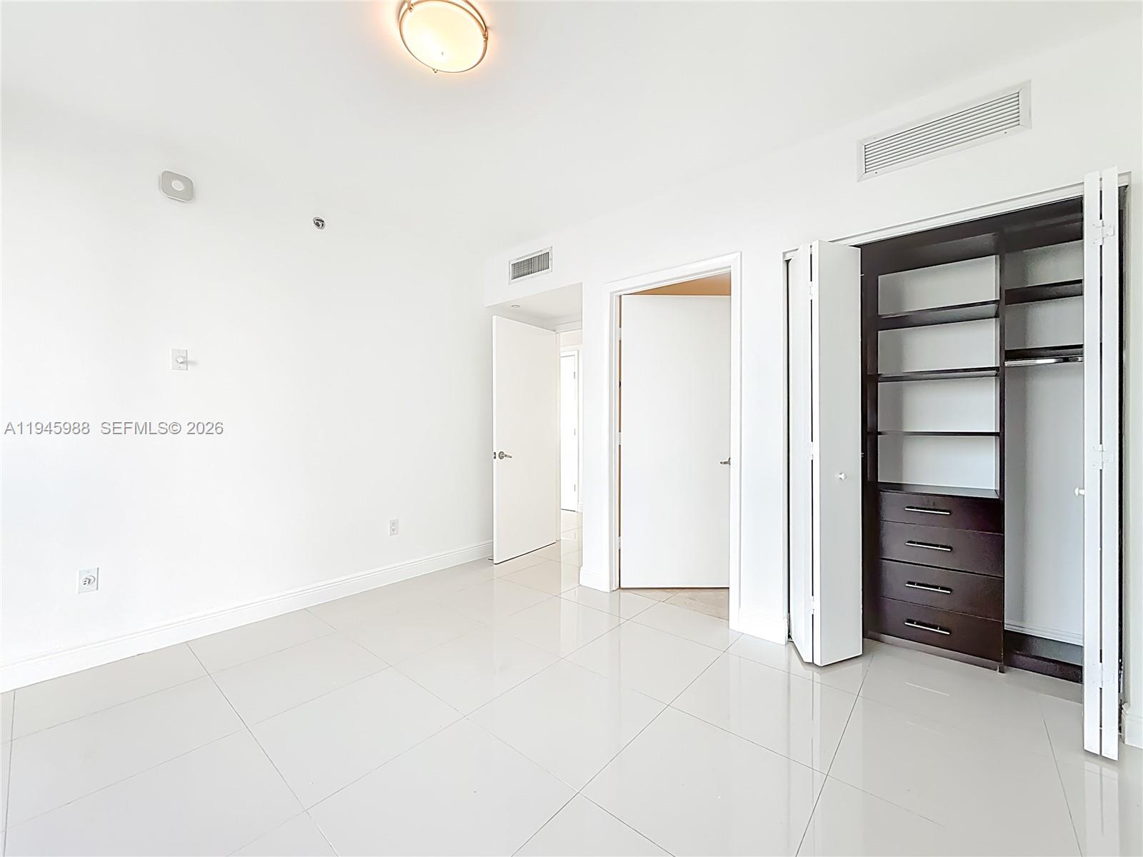 475 Brickell Ave # 4215