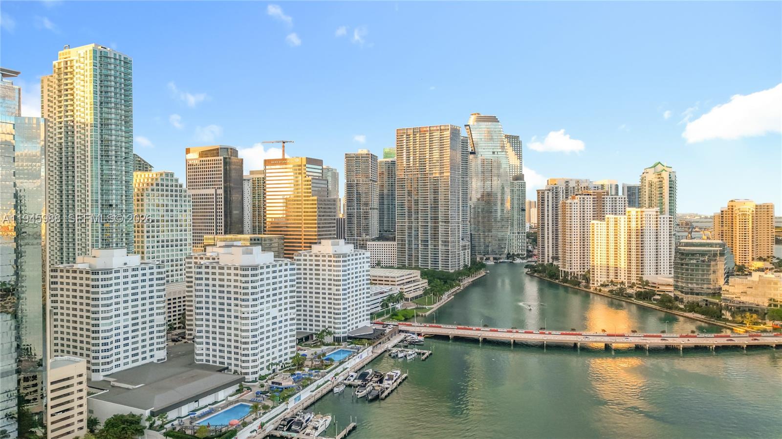 475 Brickell Ave # 4215