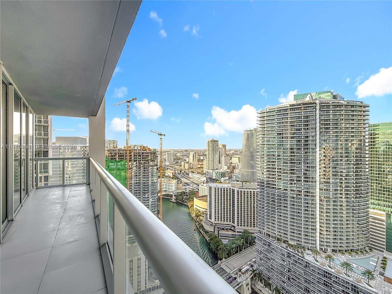 475 Brickell Ave # 4215