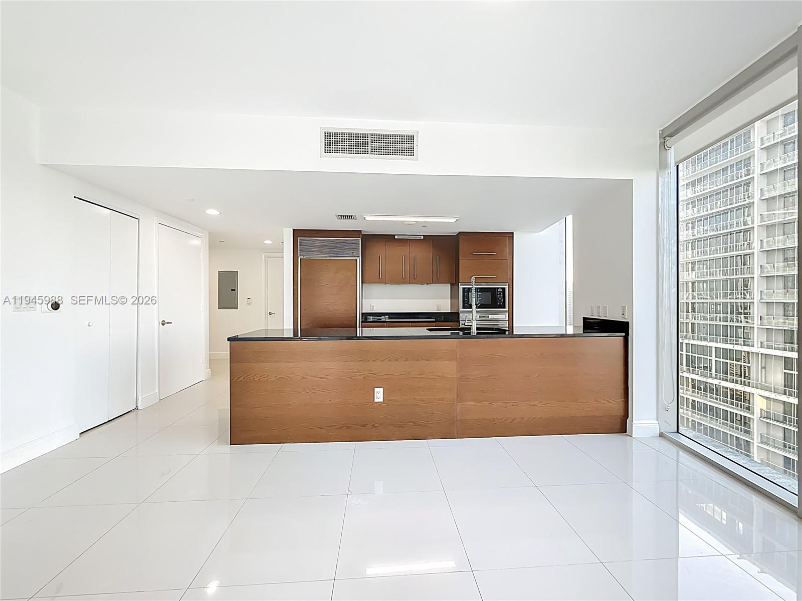 475 Brickell Ave # 4215