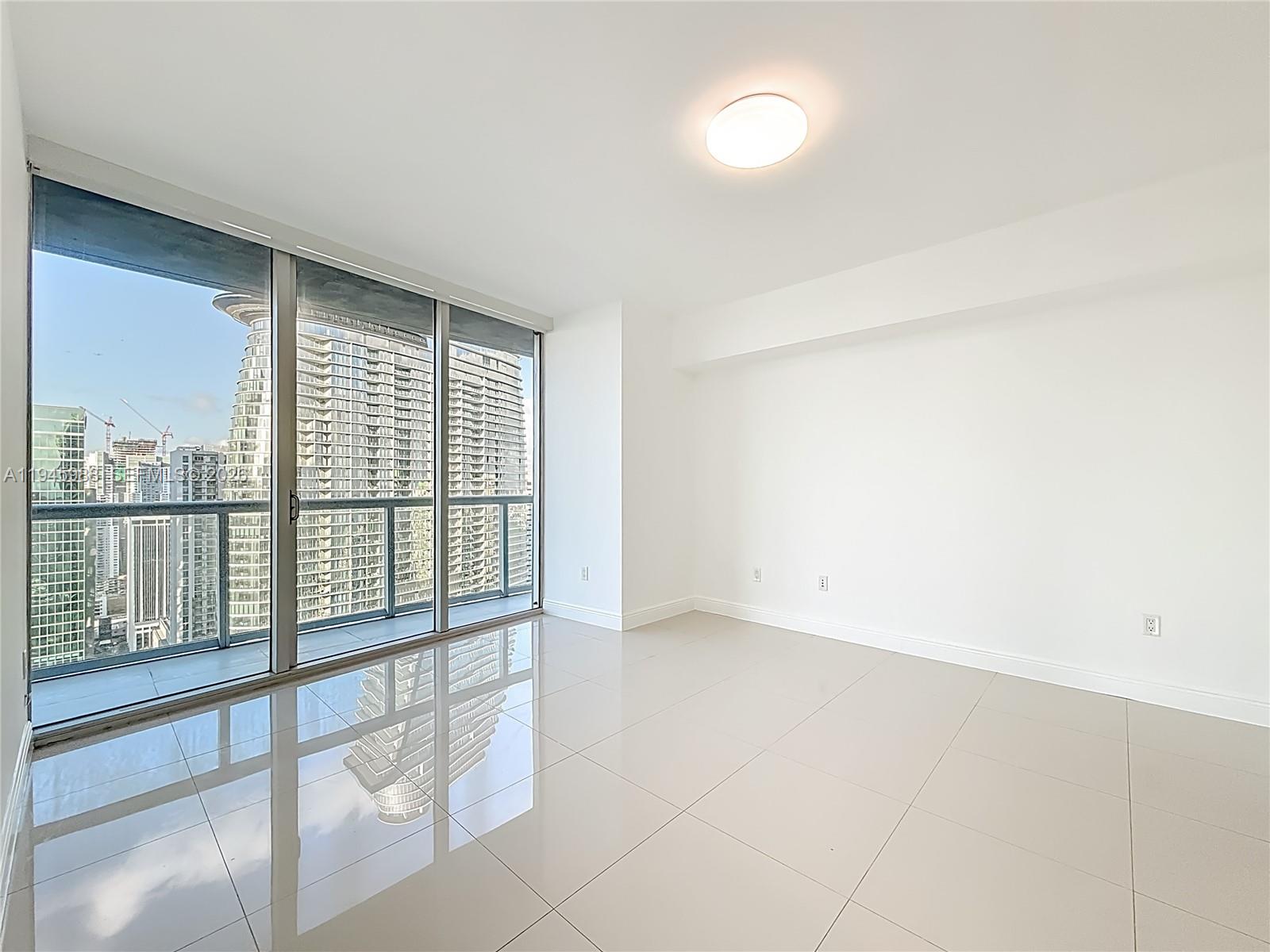 475 Brickell Ave # 4215