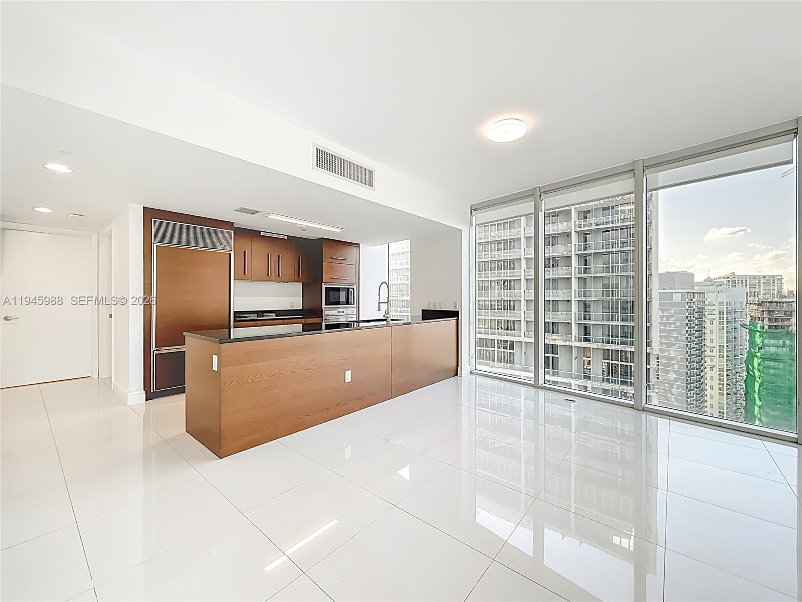 475 Brickell Ave # 4215