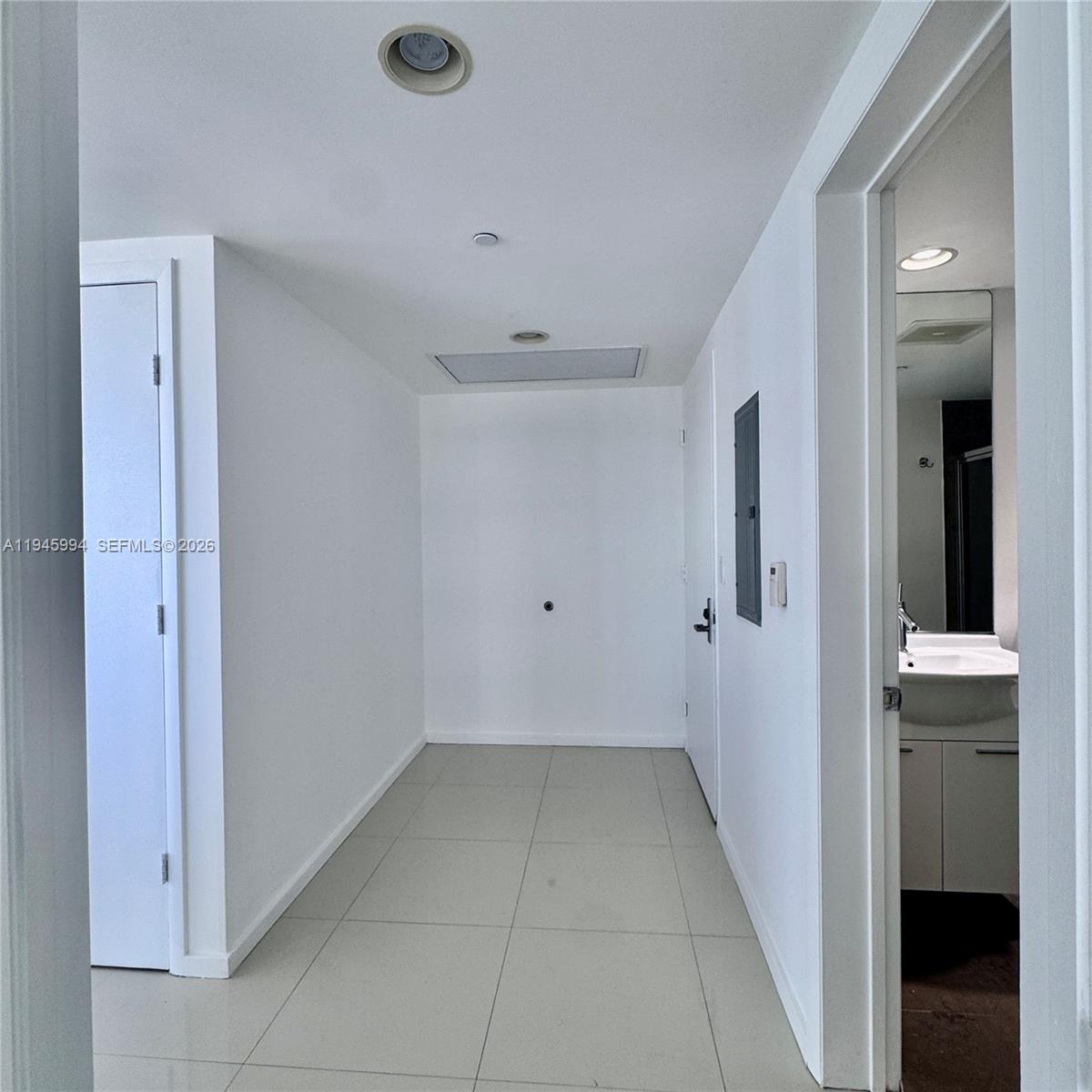 475 Brickell Ave # 4415