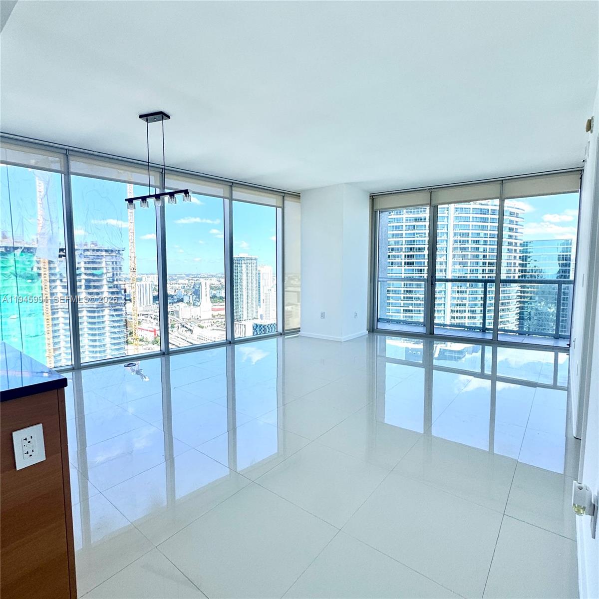475 Brickell Ave # 4415