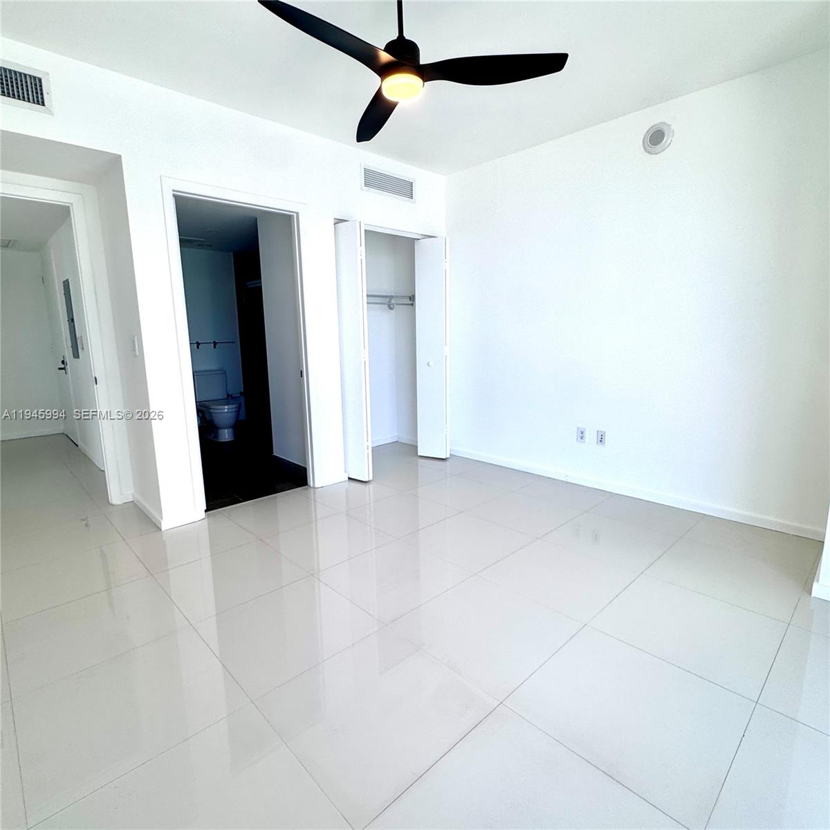475 Brickell Ave # 4415