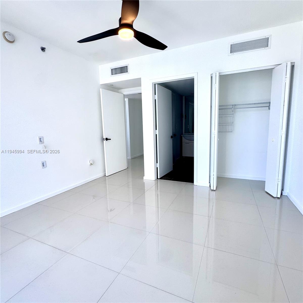 475 Brickell Ave # 4415