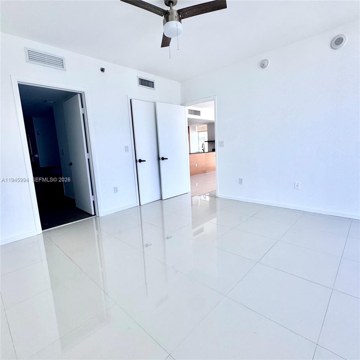 475 Brickell Ave # 4415