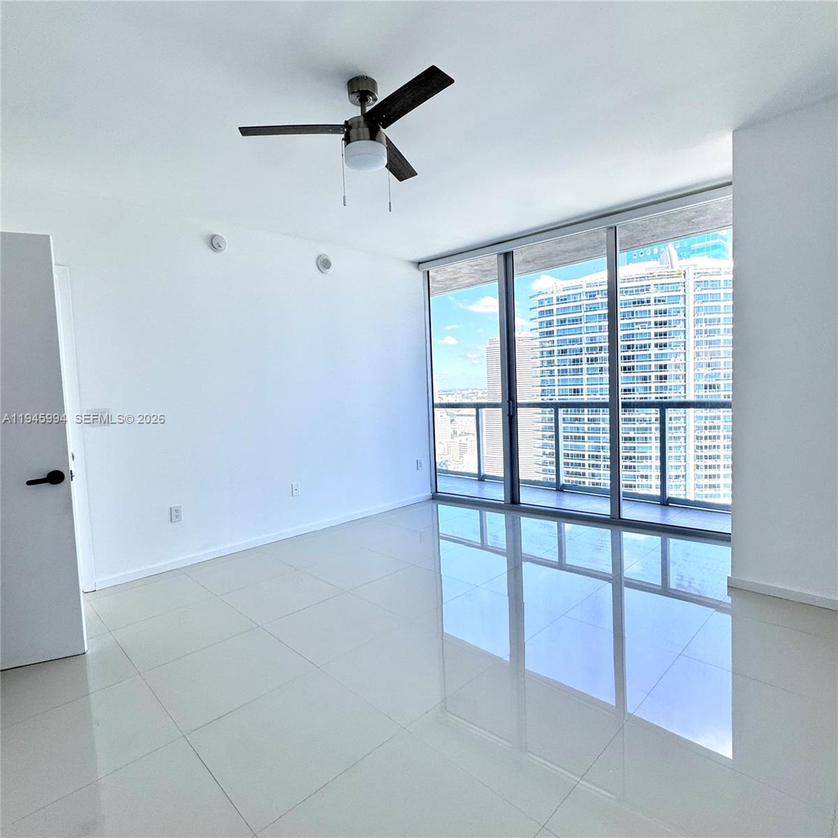 475 Brickell Ave # 4415