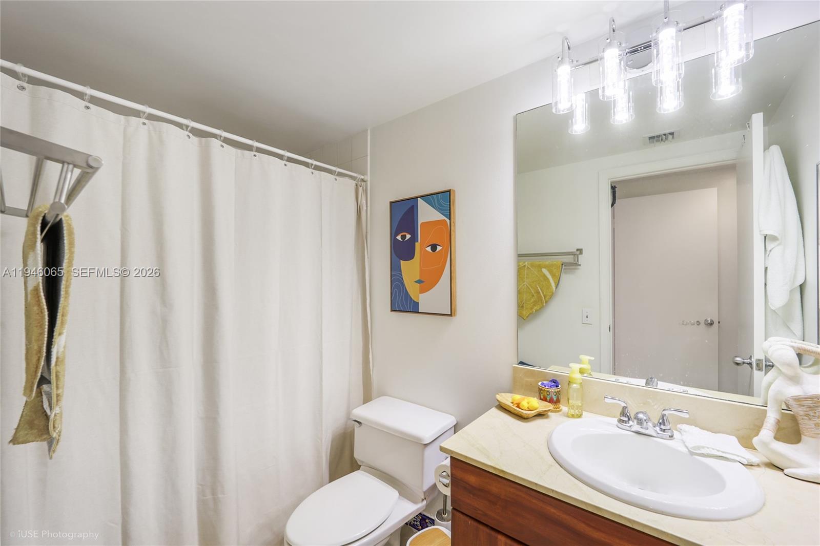 701 Brickell Key Blvd # 404